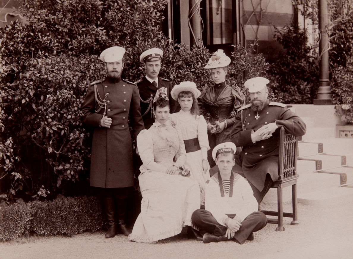 Фотография семьи Александра III