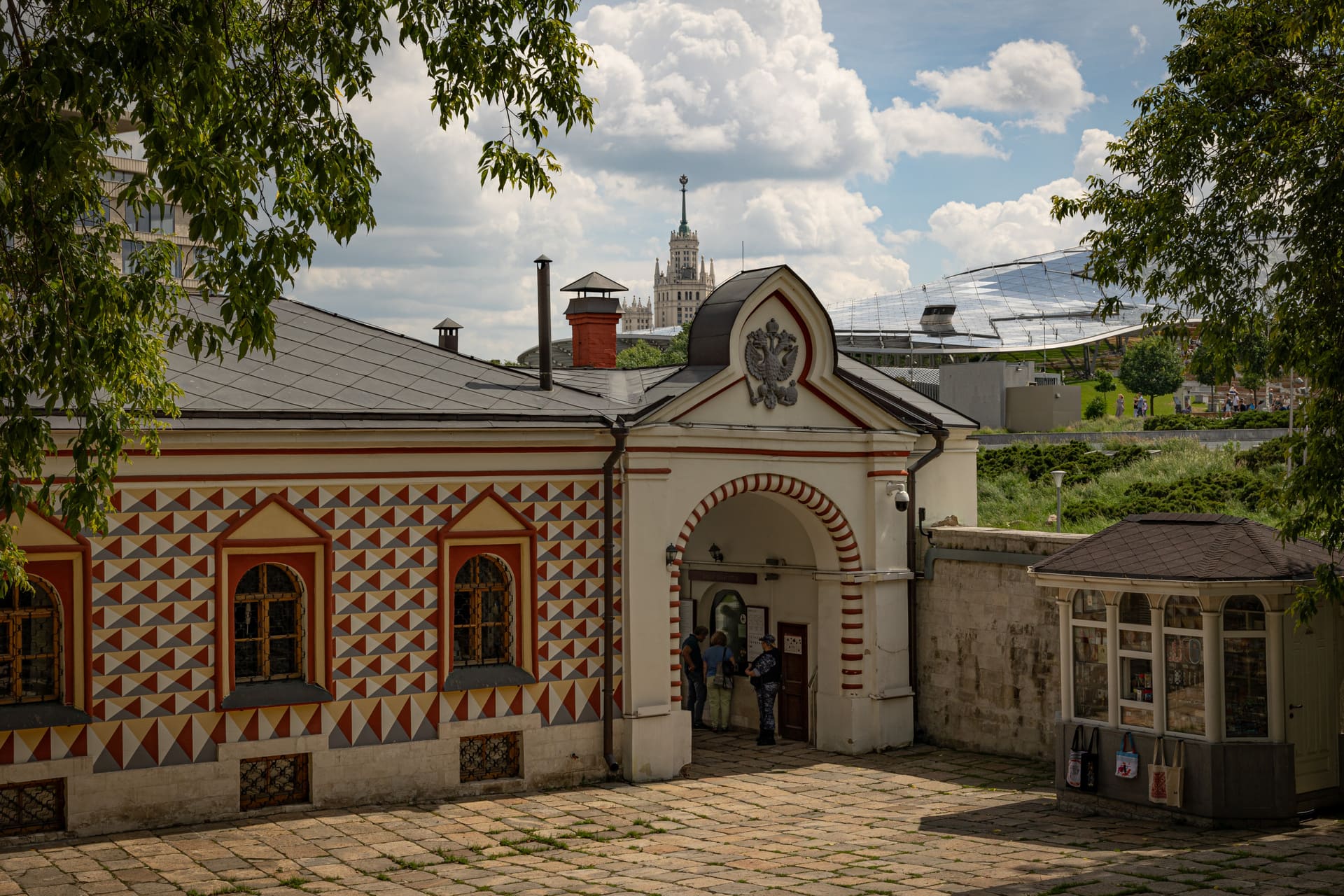 Экскурсионная программа «Романов двор в Зарядье»