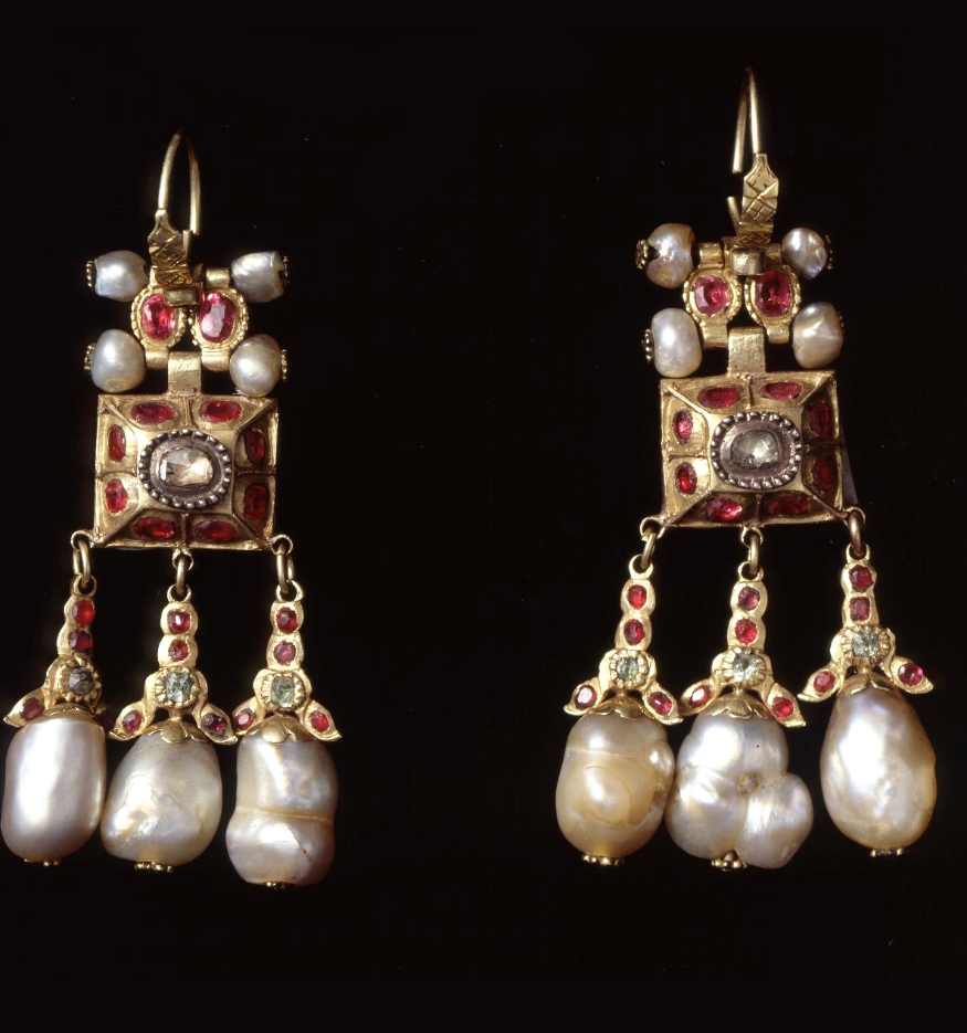 Мастер-класс «Изготовление серёг по мотивам украшений Русского Севера»