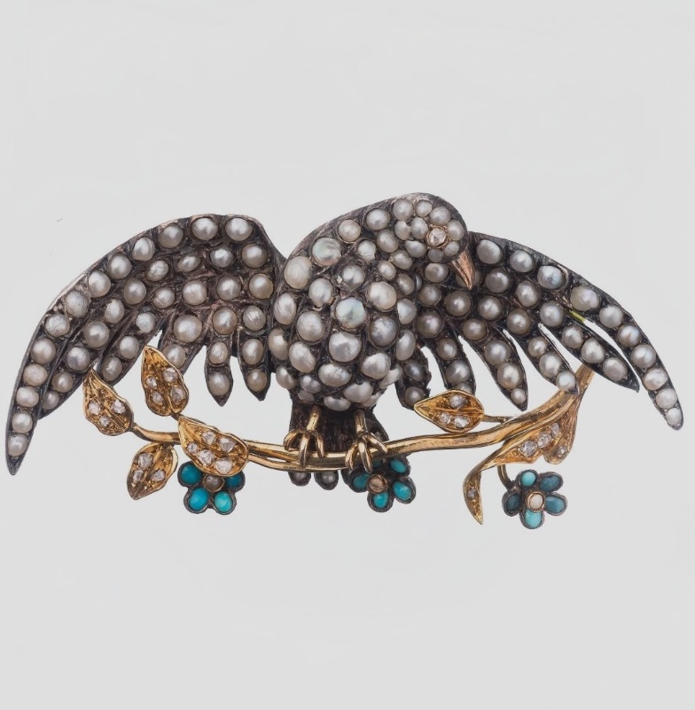 Лекция «Украсьте ту, что украшает свой век»