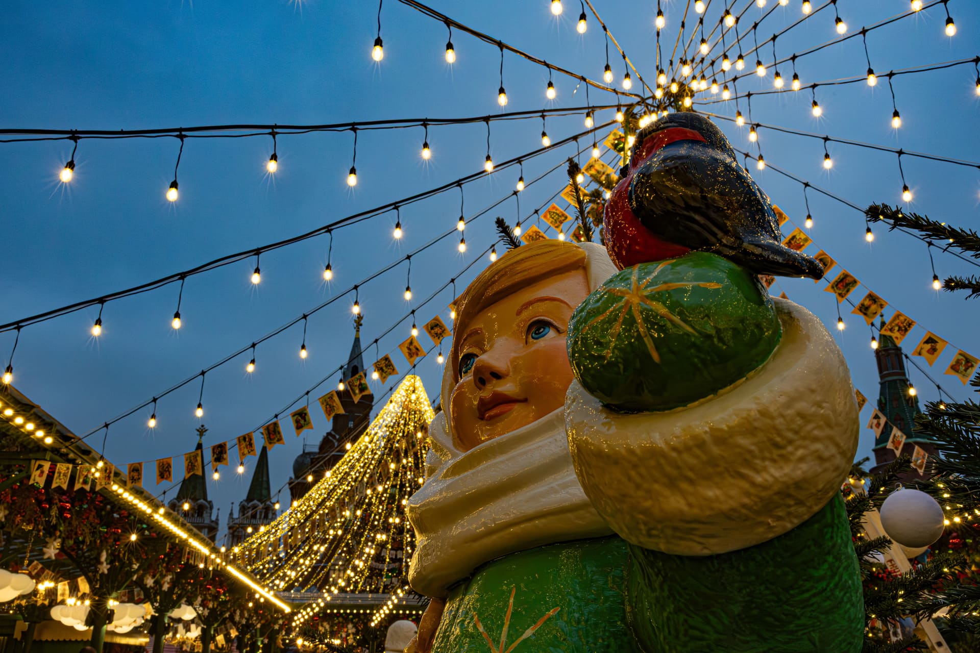 Молодежный лекторий «Зимние праздники в истории и культуре»