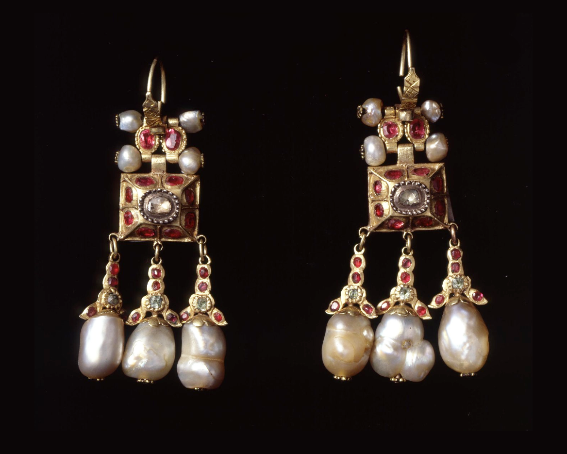 Мастер-класс «Изготовление серёг по мотивам украшений Русского Севера»