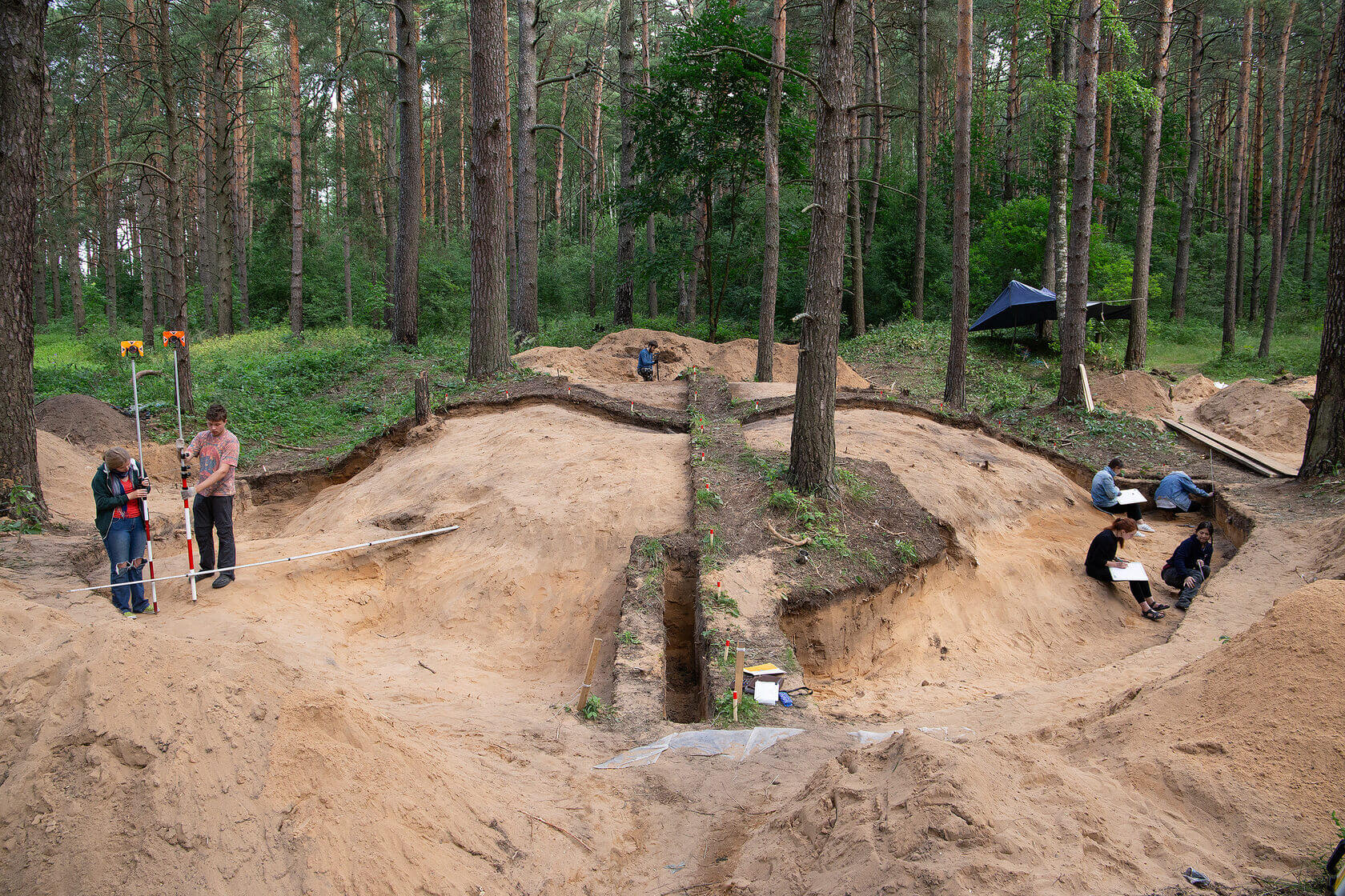 Лекция «Гнёздово: на пути из варяг в греки»