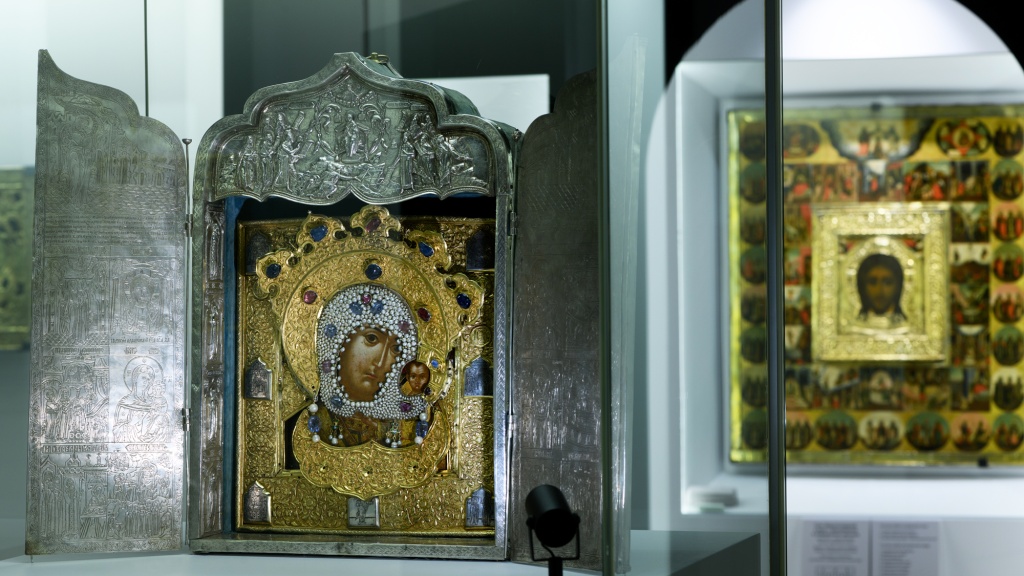 Мероприятия к выставке «Драгоценный убор русской иконы XV — начала XX века»‎