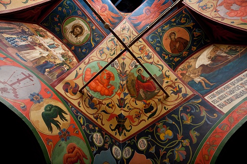 Фрагмент росписи свода в церкви святого Василия Блаженного