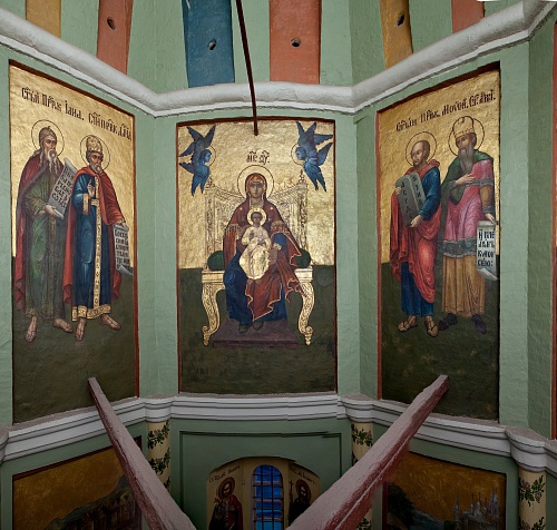 Фрагмент масляной живописи XVIII–XIX в. в церкви Николы Великорецкого